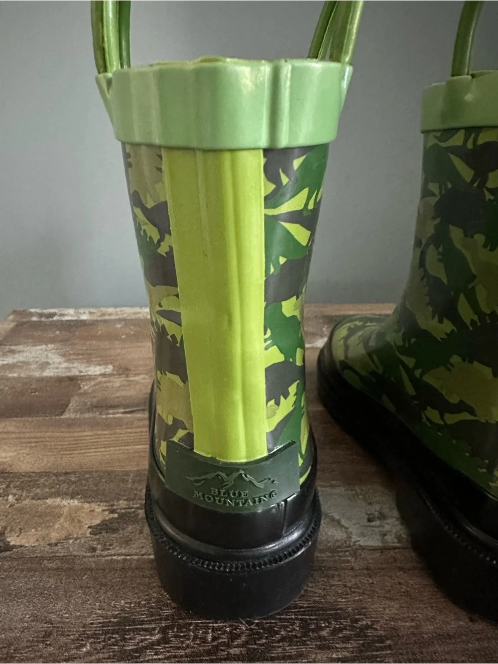 Kids Green Dino Camo Rain Boots with Easy Grab Handles